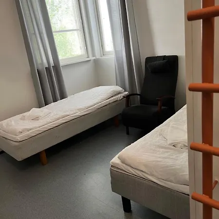 Palonkortteeri Хостел *