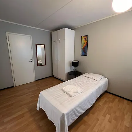 Hostel Hostelli Palonkortteeri *