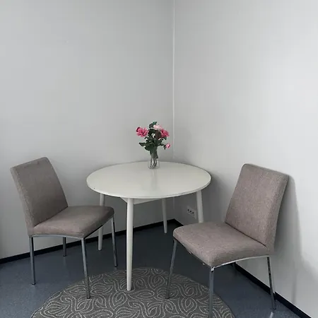 Hostel Palonkortteeri