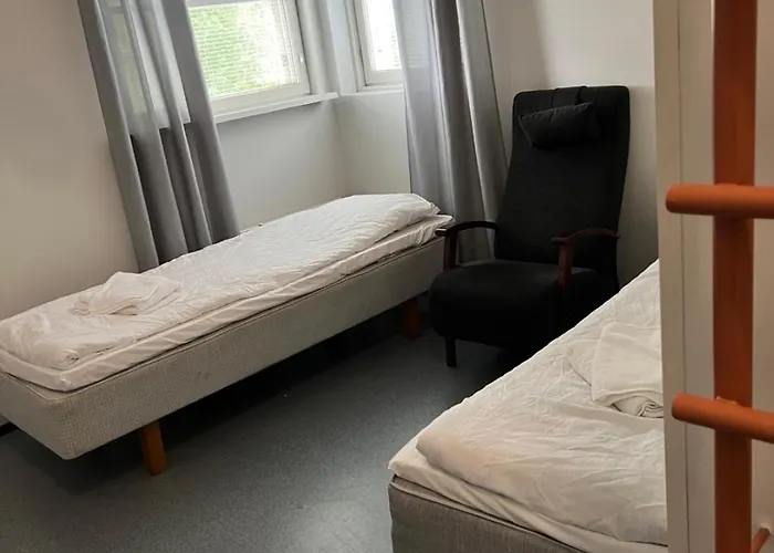 Palonkortteeri Hostel *